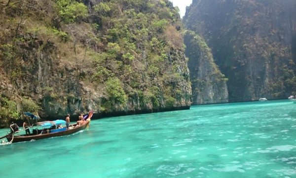 神秘的な島。私たちがピピ島をお勧めする理由。