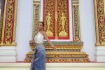 タイの民族衣装お寺撮影